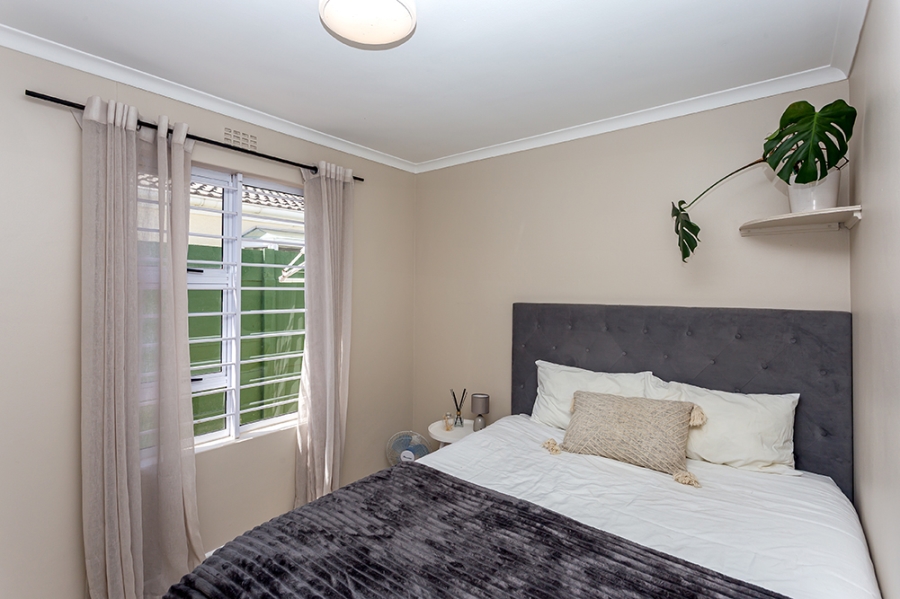 To Let 3 Bedroom Property for Rent in Sunningdale Western Cape